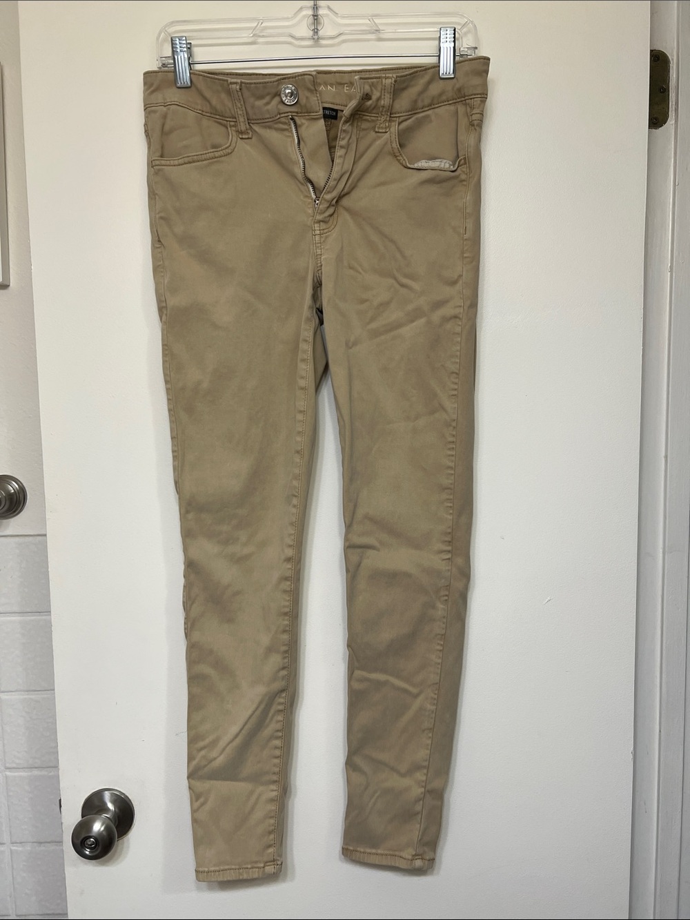 American Eagle Outfitters Skinny Jeans in Tan size 6